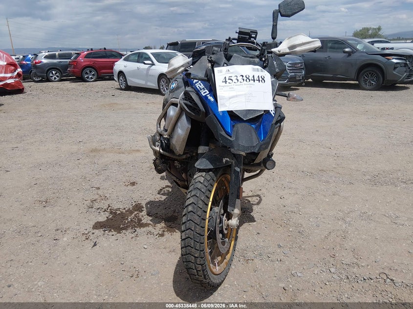 2020 BMW R 1250 VIN WB10J5305LZF90315 IAAI salvage auction — FRONT END, Salvage (Colorado), sold $4,700 on 2026-07-28 (photo 5)