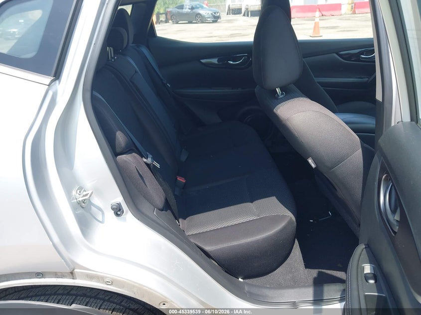 2020 Nissan Rogue VIN JN1BJ1CV9LW546786 IAAI salvage auction — FRONT END, Salvage - Greater Than 75% (Maryland), sold $1,900 on 2026-07-21 (photo 8)
