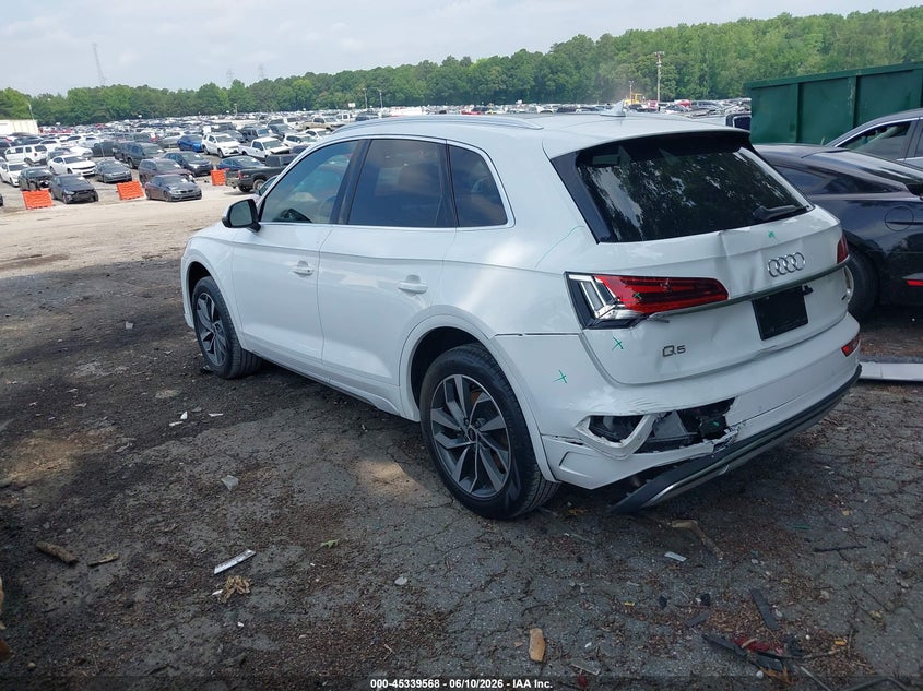 2021 Audi Q5 VIN WA1AAAFY9M2042093 IAAI salvage auction — FRONT & REAR, Salvage (Idaho), sold $8,000 on 2026-07-29 (photo 3)