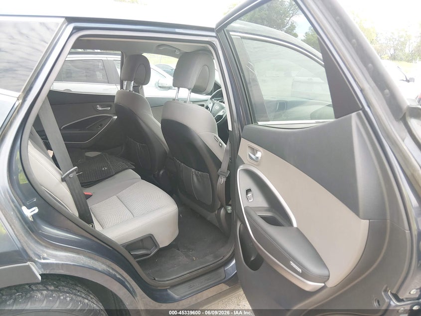 2016 Hyundai Santa fe VIN 5XYZTDLB9GG369611 IAAI salvage auction — NORMAL WEAR, Salvage Title, sold $1,900 on 2026-07-09 (photo 8)