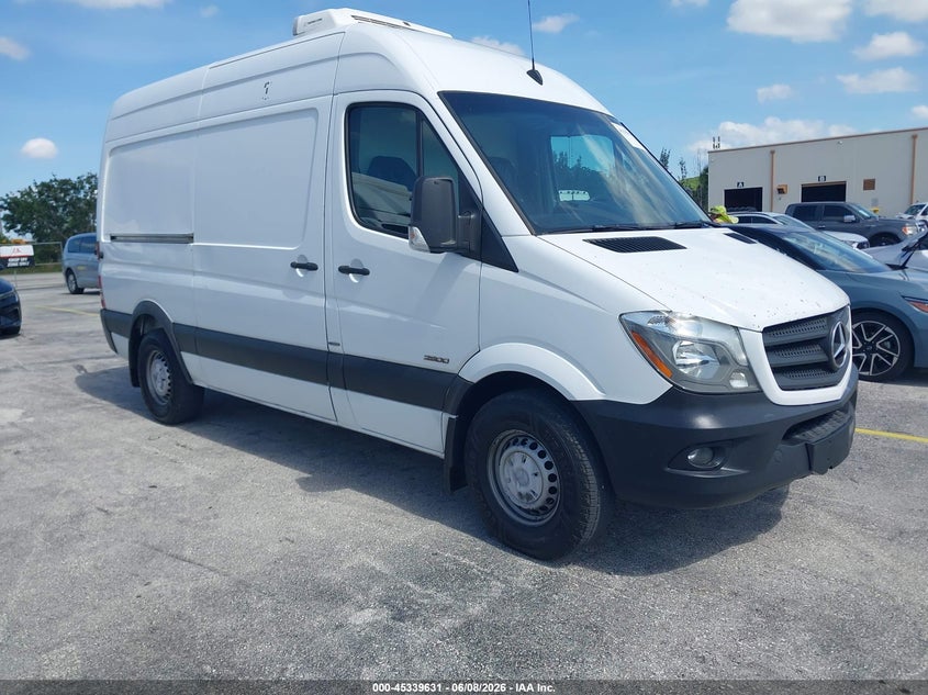 2016 Mercedes-benz Sprinter VIN WD3PE7DD9GP177857 IAAI salvage auction — NORMAL WEAR, Clear (Florida), sold $5,100 on 2026-07-09 (photo 1)
