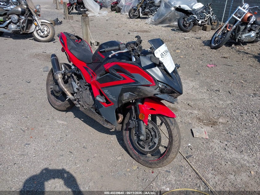 2025 Kawasaki Ninja VIN ML5EXGJ16SDA70631 IAAI salvage auction — ALL OVER, Salvage (Ohio), sold $1,500 on 2026-07-15 (photo 1)