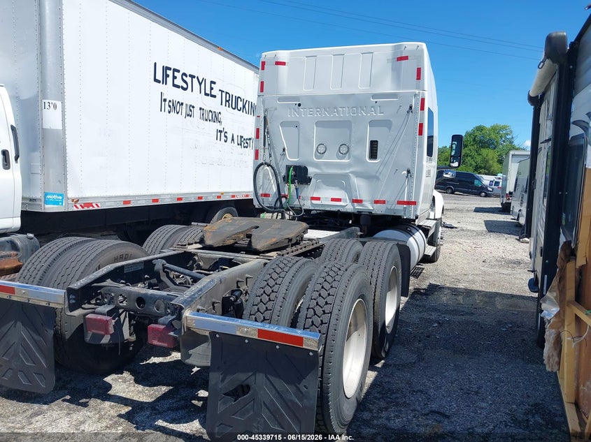 2020 International VIN 3HSDZAPR8LN822355 IAAI salvage auction — FRONT END, Salvage Title, sold $9,450 on 2026-08-26 (photo 4)
