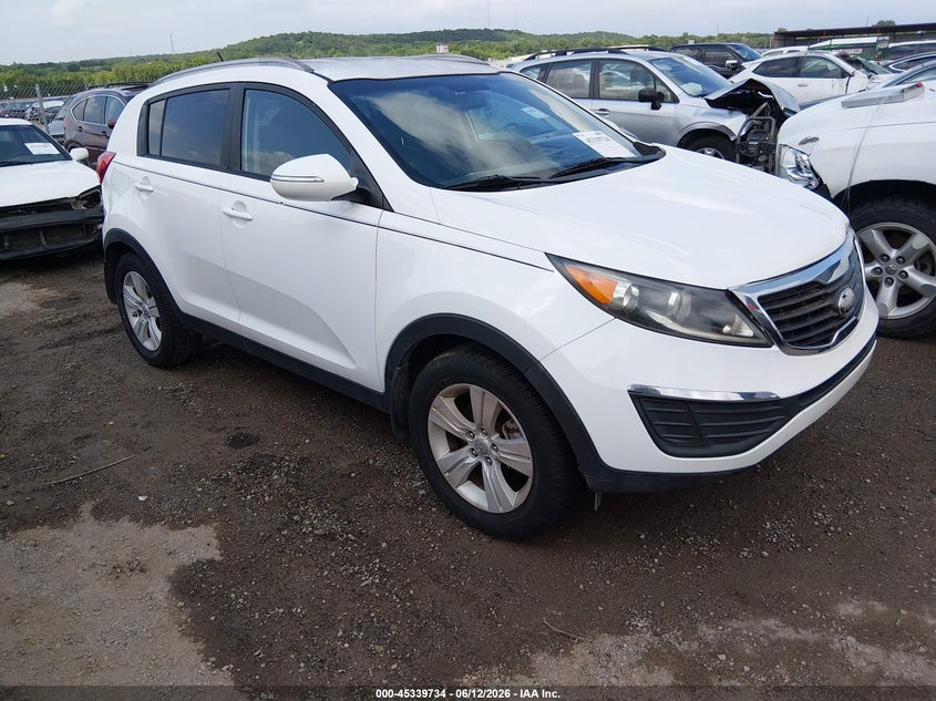 2013 Kia Sportage VIN KNDPB3A23D7426739 IAAI salvage auction — FRONT END, Clear (Oklahoma), sold $2,800 on 2026-08-01 (photo 1)