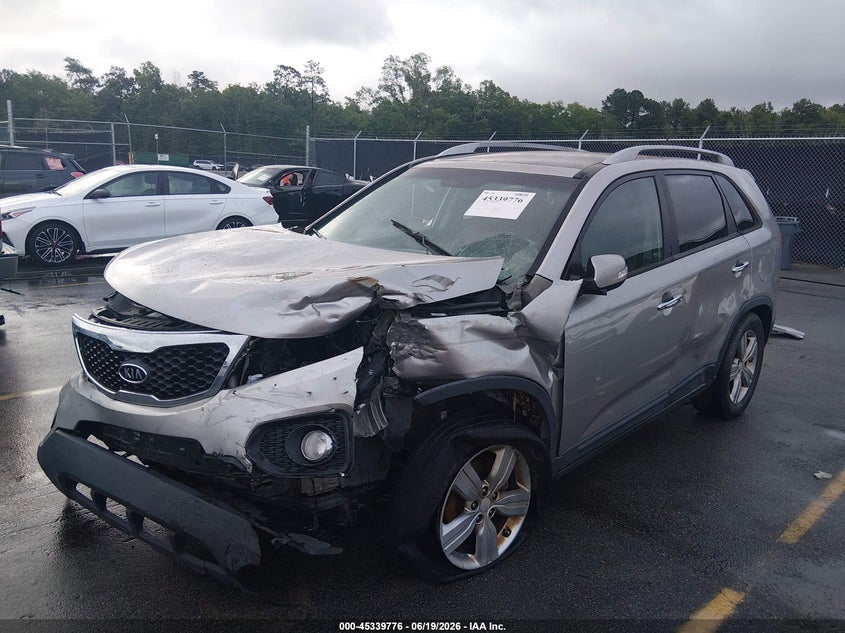 2013 Kia Sorento VIN 5XYKU4A24DG380139 IAAI salvage auction — FRONT END, Salvage Title, sold $350 on 2026-07-29 (photo 2)