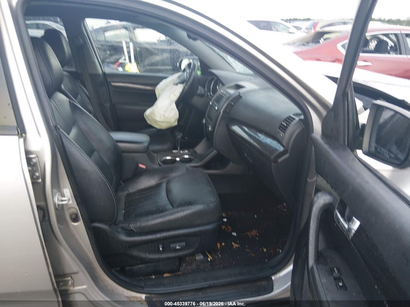 2013 Kia Sorento VIN 5XYKU4A24DG380139 IAAI salvage auction — FRONT END, Salvage Title, sold $350 on 2026-07-29 (photo 5)