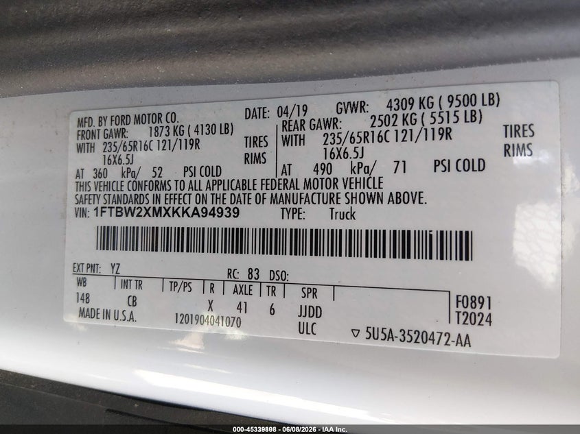 2019 Ford Transit-350 VIN 1FTBW2XMXKKA94939 IAAI salvage auction — NORMAL WEAR, Sf97 (New Jersey), sold $14,600 on 2026-07-21 (photo 9)