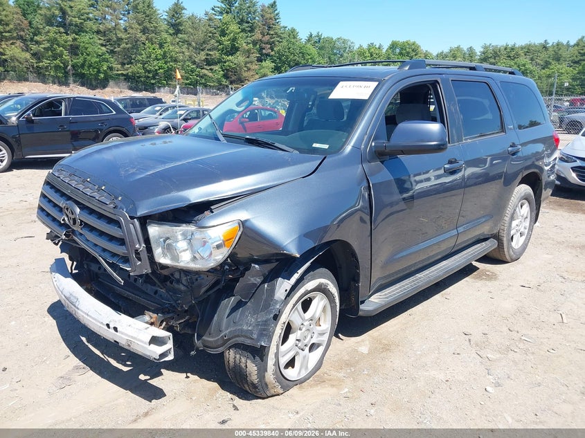 2010 Toyota Sequoia VIN 5TDBY5G14AS028489 IAAI salvage auction — FRONT END, Salvage (Massachusetts), sold $2,800 on 2026-07-09 (photo 2)
