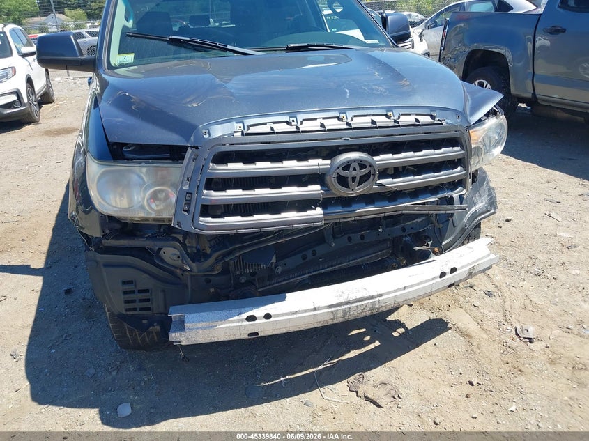 2010 Toyota Sequoia VIN 5TDBY5G14AS028489 IAAI salvage auction — FRONT END, Salvage (Massachusetts), sold $2,800 on 2026-07-09 (photo 6)
