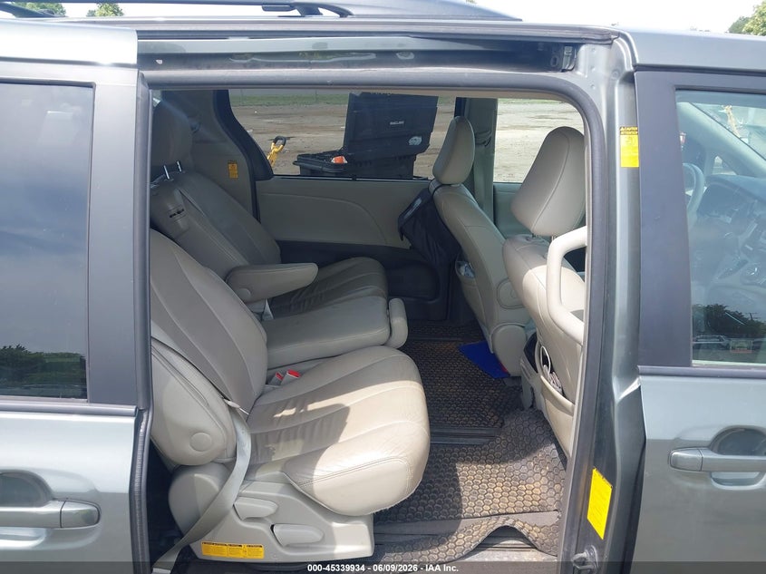 2014 Toyota Sienna VIN 5TDYK3DC2ES459649 IAAI salvage auction — FRONT END, Salvage (Virginia), sold $1,650 on 2026-07-14 (photo 8)