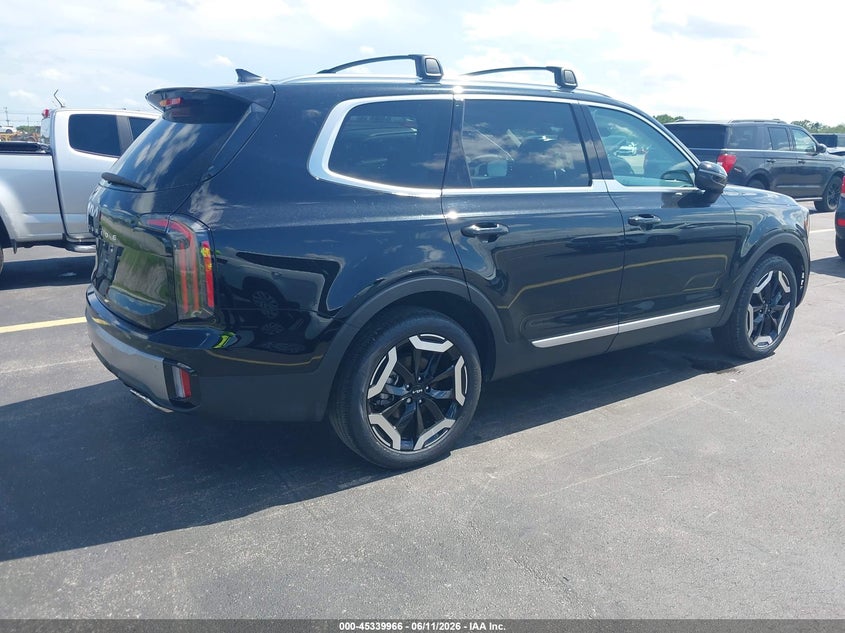 2025 Kia Telluride VIN 5XYP34GC5SG648282 IAAI salvage auction — WATER/FLOOD, Salvage Title, sold $3,950 on 2026-07-23 (photo 4)