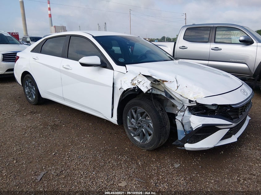2024 Hyundai Elantra VIN KMHLM4DGXRU787637 IAAI salvage auction — RIGHT SIDE, Salvage (Indiana), sold $5,400 on 2026-07-29 (photo 1)