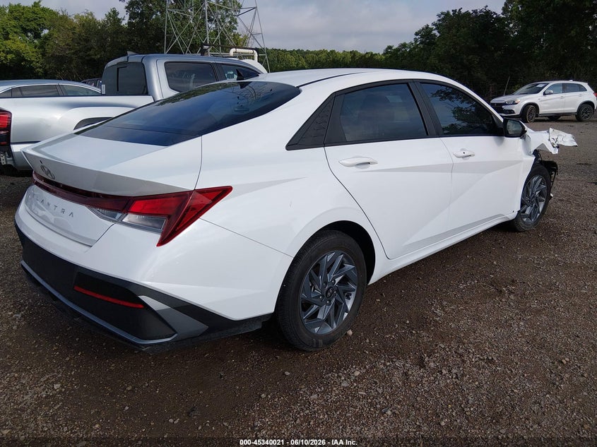 2024 Hyundai Elantra VIN KMHLM4DGXRU787637 IAAI salvage auction — RIGHT SIDE, Salvage (Indiana), sold $5,400 on 2026-07-29 (photo 4)