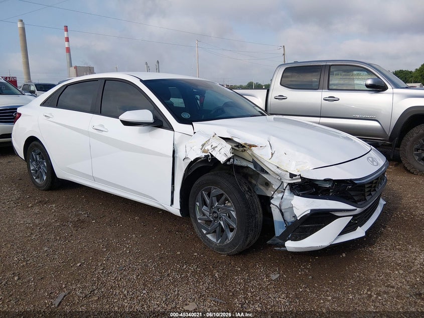 2024 Hyundai Elantra VIN KMHLM4DGXRU787637 IAAI salvage auction — RIGHT SIDE, Salvage (Indiana), sold $5,400 on 2026-07-29 (photo 6)