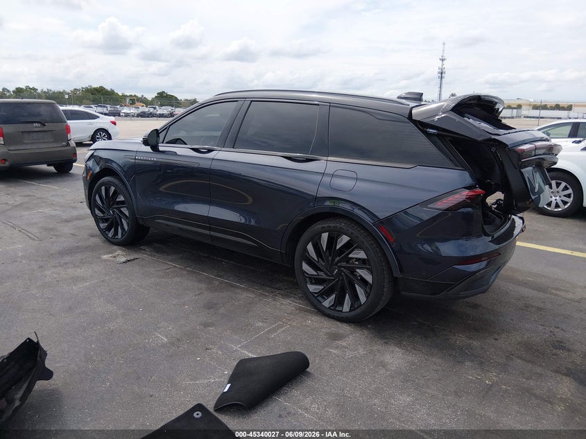 2024 Lincoln Nautilus VIN 5LMPJ8K43RJ836329 IAAI salvage auction — REAR END, Rebuildable (Florida), sold $15,250 on 2026-07-27 (photo 3)