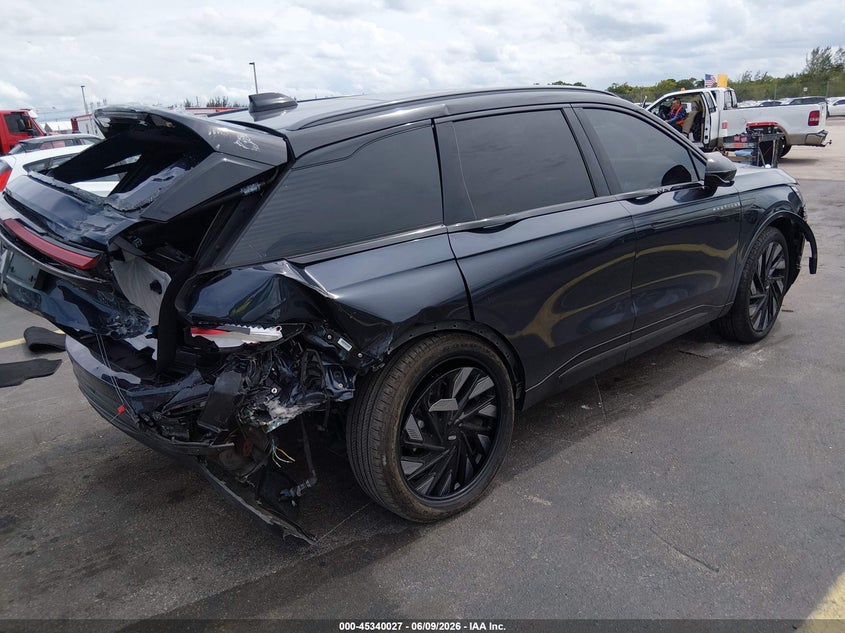 2024 Lincoln Nautilus VIN 5LMPJ8K43RJ836329 IAAI salvage auction — REAR END, Rebuildable (Florida), sold $15,250 on 2026-07-27 (photo 4)