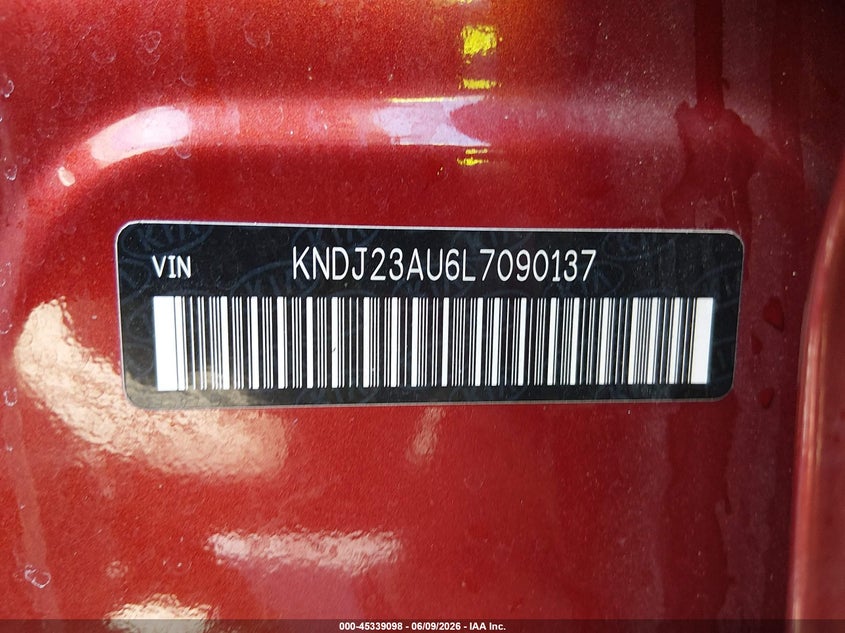 2020 Kia Soul VIN KNDJ23AU6L7090137 IAAI salvage auction — ROLLOVER, Salvage (South Carolina), sold $25 on 2026-07-29 (photo 9)