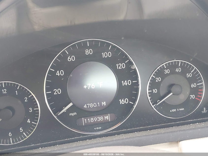 2008 Mercedes-benz Clk-class VIN WDBTK56FX8F256234 IAAI salvage auction — REPOSSESSION, Clear (Maryland), sold $225 on 2026-07-30 (photo 7)