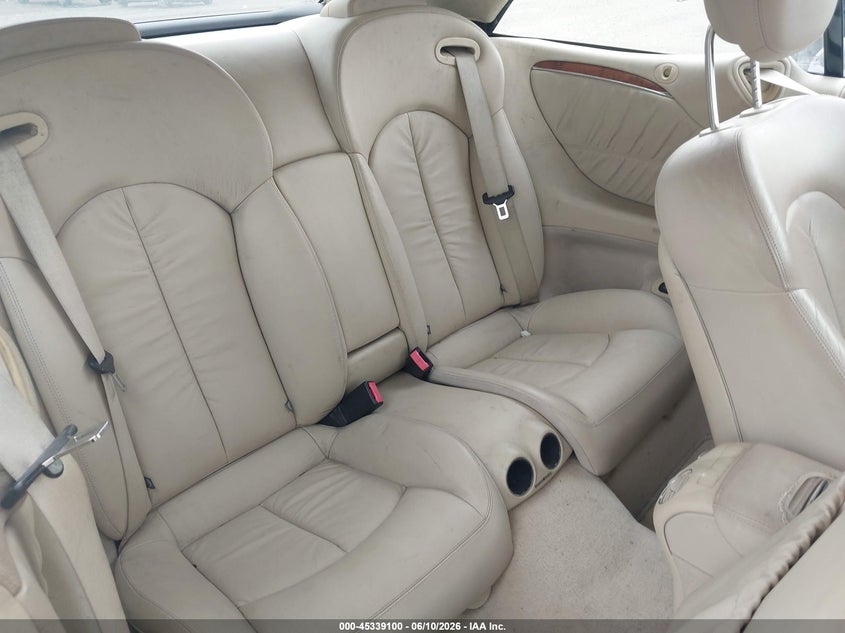 2008 Mercedes-benz Clk-class VIN WDBTK56FX8F256234 IAAI salvage auction — REPOSSESSION, Clear (Maryland), sold $225 on 2026-07-30 (photo 8)