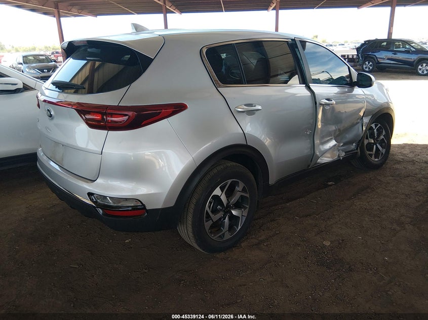 2021 Kia Sportage VIN KNDPM3AC3M7891847 IAAI salvage auction — SIDE, Salvage Title, sold $3,300 on 2026-07-21 (photo 4)