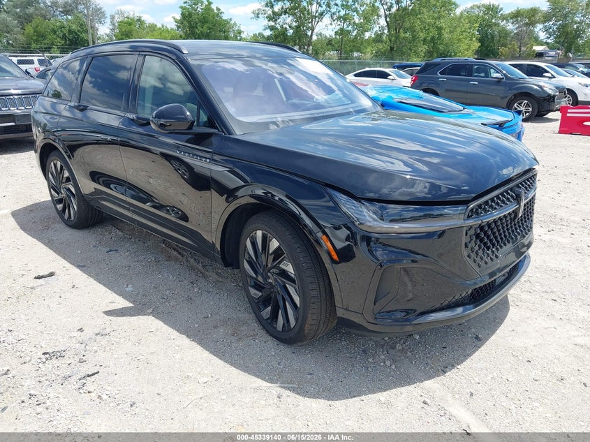 2025 Lincoln Nautilus VIN 5LMPJ8KA2SJ966890 IAAI salvage auction — LEFT FRONT, Salvage (Illinois), sold $22,600 on 2026-07-30 (photo 1)