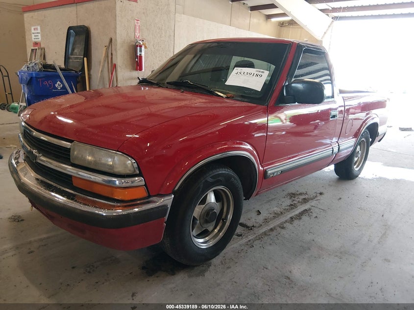1999 Chevrolet S-10 pickup VIN 1GCCS14X9XK241185 IAAI salvage auction — FRONT END, Clear (Tennessee), sold $225 on 2026-07-06 (photo 2)