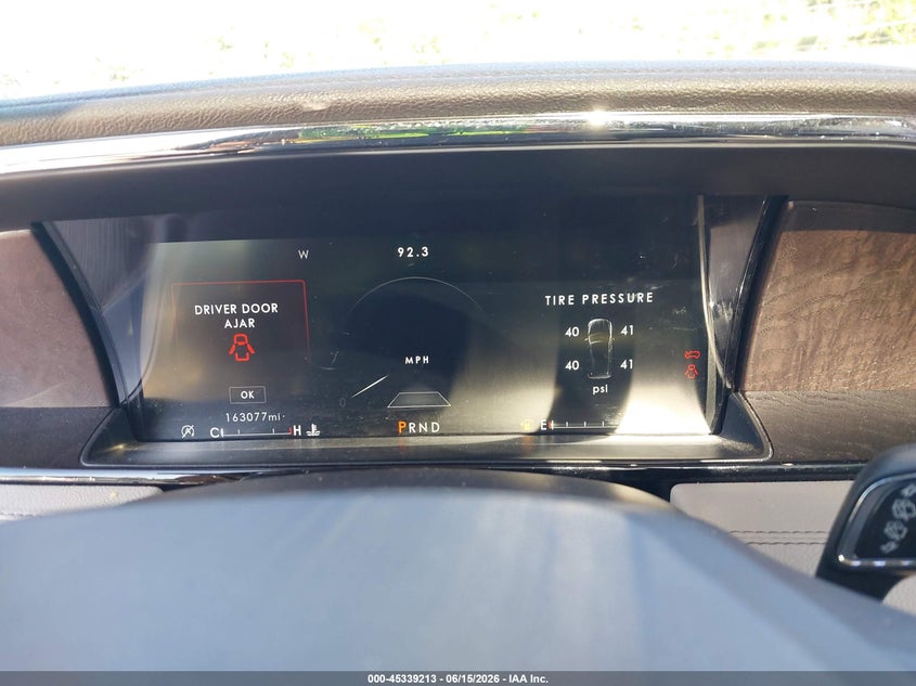 2020 Lincoln Navigator VIN 5LMJJ3LT6LEL13143 IAAI salvage auction — HAIL, Salvage (Iowa), sold $800 on 2026-07-27 (photo 7)