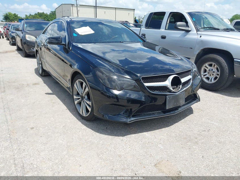 2014 Mercedes-benz E-class VIN WDDKJ5KB6EF235885 IAAI salvage auction — FRONT END, Original (Texas), sold $2,000 on 2026-07-15 (photo 1)