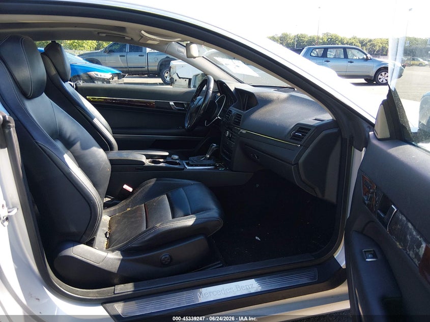 2011 Mercedes-benz E-class VIN WDDKJ5GB7BF087833 IAAI salvage auction — NORMAL WEAR, Clear (New Jersey), sold $600 on 2026-07-20 (photo 5)