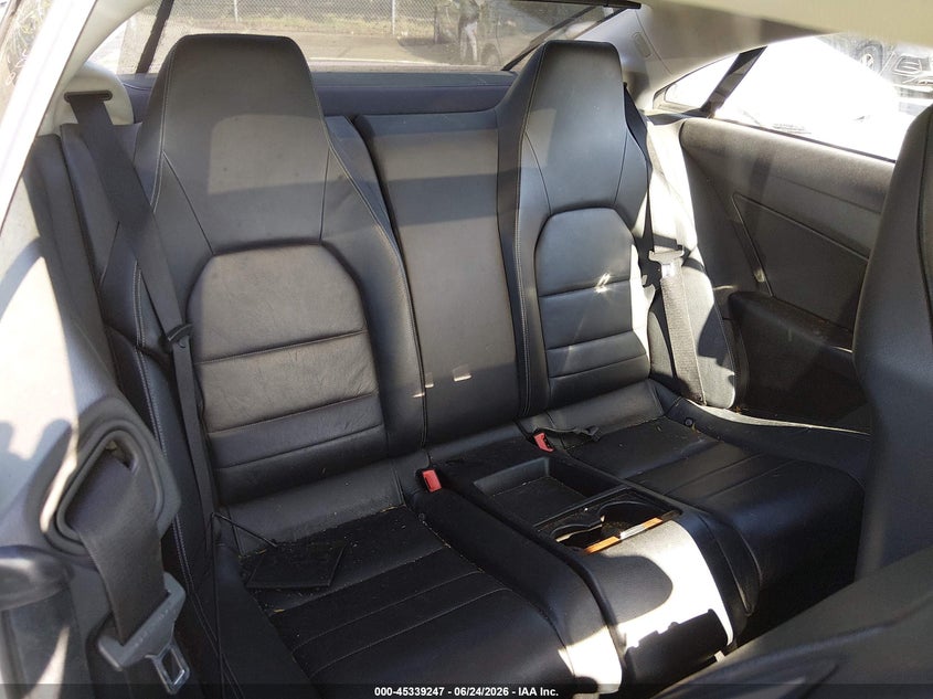 2011 Mercedes-benz E-class VIN WDDKJ5GB7BF087833 IAAI salvage auction — NORMAL WEAR, Clear (New Jersey), sold $600 on 2026-07-20 (photo 8)
