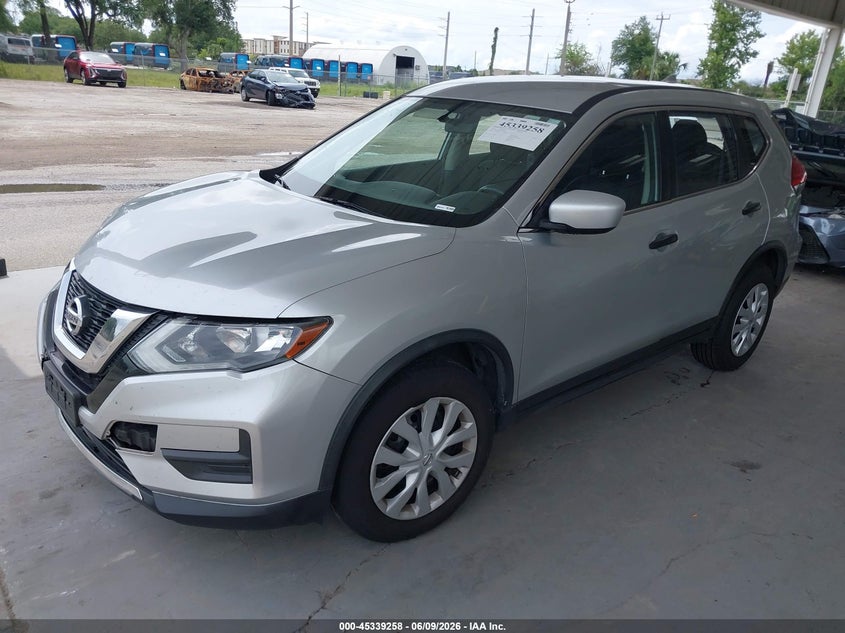 2017 Nissan Rogue VIN JN8AT2MV3HW260239 IAAI salvage auction — RIGHT FRONT, Rebuildable (Florida), sold $575 on 2026-07-22 (photo 2)