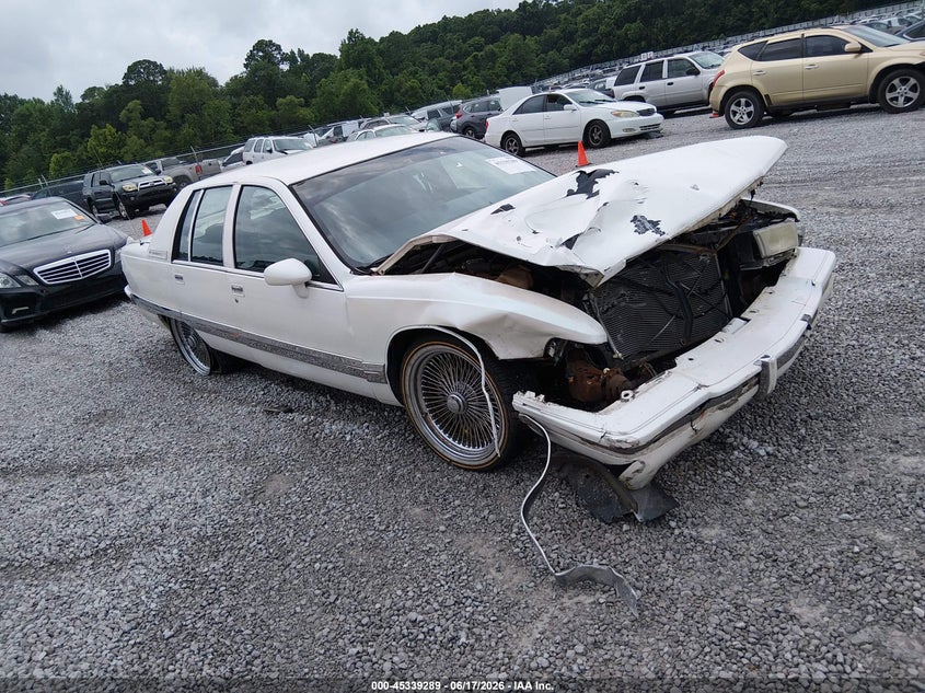 1992 Buick Roadmaster VIN 1G4BN5373NR468318 — IAAI salvage auction photo