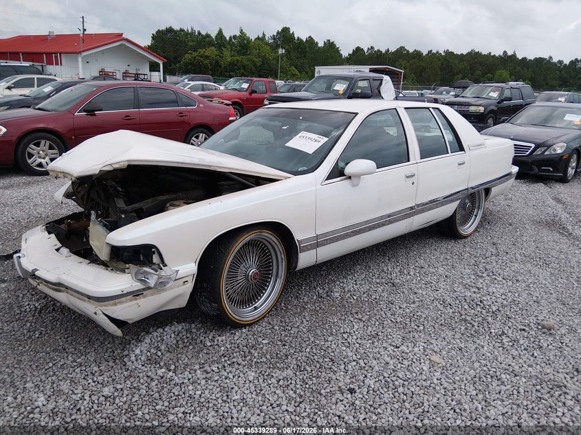 1992 Buick Roadmaster VIN 1G4BN5373NR468318 IAAI salvage auction — BIOHAZARD/CHEMICAL, Salvage (Alabama), sold $325 on 2026-07-12 (photo 2)