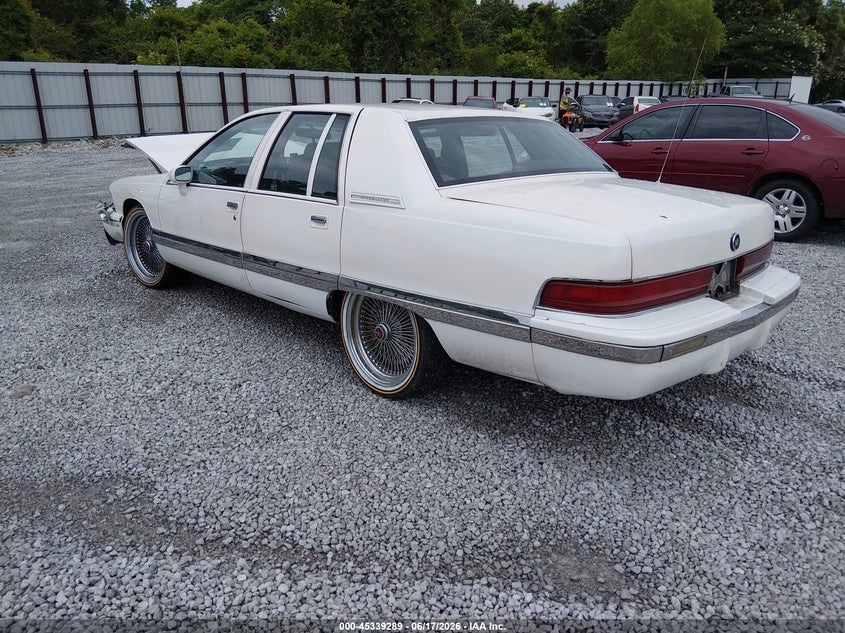 1992 Buick Roadmaster VIN 1G4BN5373NR468318 IAAI salvage auction — BIOHAZARD/CHEMICAL, Salvage (Alabama), sold $325 on 2026-07-12 (photo 3)