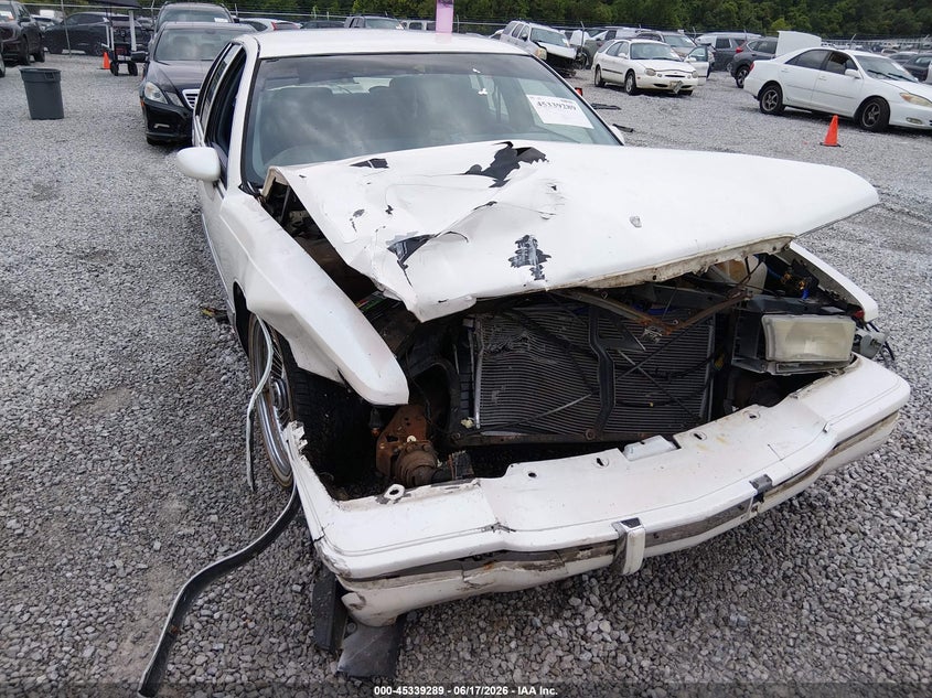 1992 Buick Roadmaster VIN 1G4BN5373NR468318 IAAI salvage auction — BIOHAZARD/CHEMICAL, Salvage (Alabama), sold $325 on 2026-07-12 (photo 6)