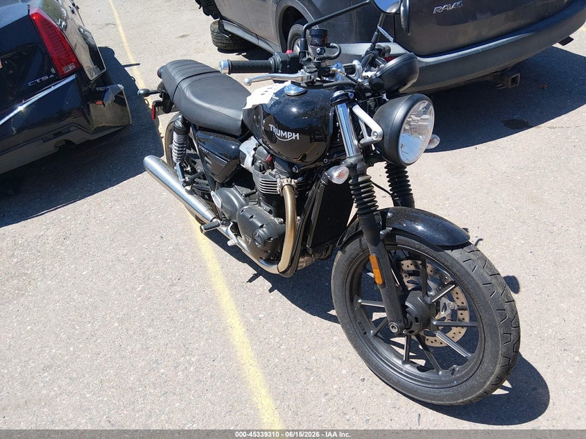 2022 Triumph motorcycle Street VIN SMTD31G7XNTAW7457 — IAAI salvage auction photo