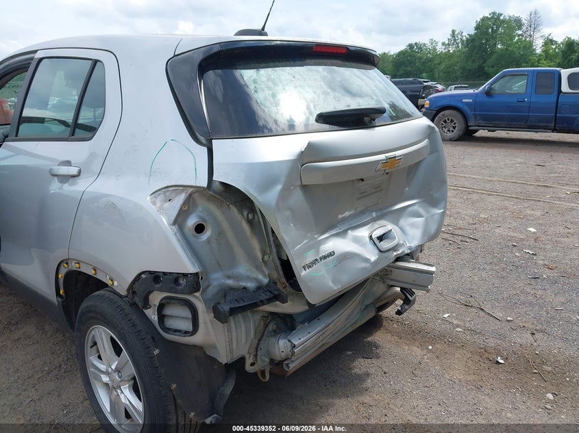 2018 Chevrolet Trax VIN KL7CJNSB0JB610067 IAAI salvage auction — REAR END, Salvage (Ohio), sold $2,450 on 2026-07-09 (photo 6)