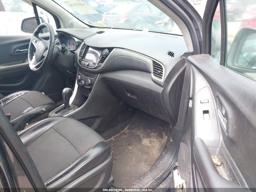 2018 Chevrolet Trax VIN KL7CJLSB5JB683603 IAAI salvage auction — NORMAL WEAR, Salvage Title, sold $1,525 on 2026-07-14 (photo 5)