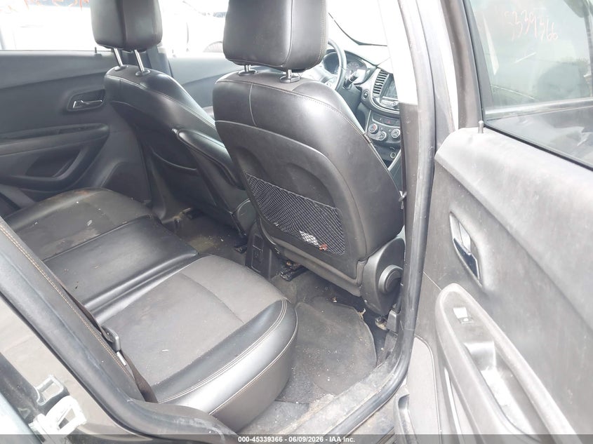 2018 Chevrolet Trax VIN KL7CJLSB5JB683603 IAAI salvage auction — NORMAL WEAR, Salvage Title, sold $1,525 on 2026-07-14 (photo 8)