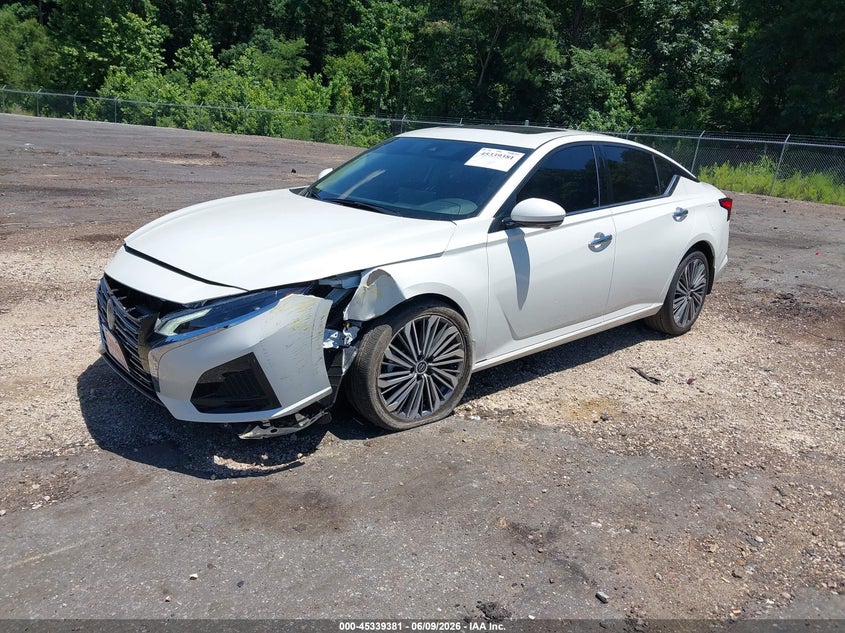 2025 Nissan Altima VIN 1N4BL4EV0SN427640 IAAI salvage auction — LEFT FRONT, Salvage (Mississippi), sold $10,200 on 2026-07-25 (photo 2)
