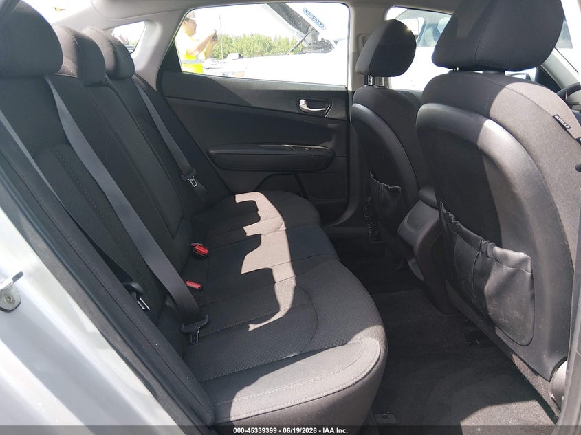 2018 Kia Optima VIN 5XXGT4L38JG186373 IAAI salvage auction — REAR END, Salvage (North Carolina), sold $2,000 on 2026-07-08 (photo 8)