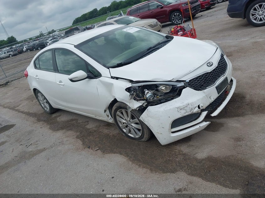 2014 Kia Forte VIN KNAFX4A6XE5134246 IAAI salvage auction — RIGHT FRONT, Salvage (Iowa), sold $725 on 2026-08-02 (photo 1)