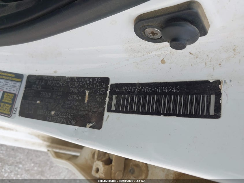 2014 Kia Forte VIN KNAFX4A6XE5134246 IAAI salvage auction — RIGHT FRONT, Salvage (Iowa), sold $725 on 2026-08-02 (photo 9)