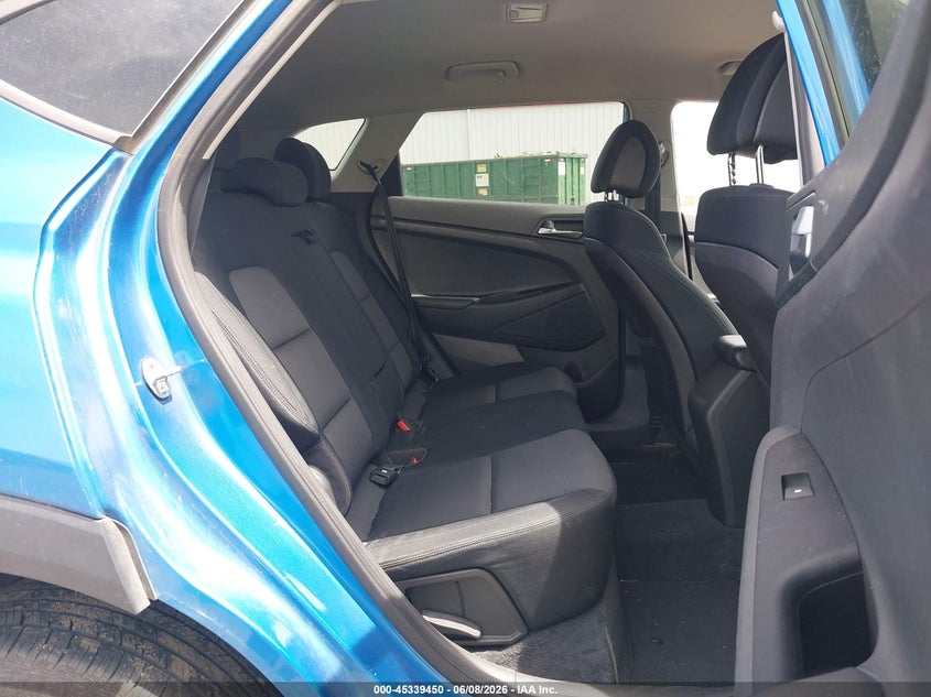 2016 Hyundai Tucson VIN KM8J3CA45GU088282 IAAI salvage auction — NORMAL WEAR, Salvage Title, sold $2,500 on 2026-07-07 (photo 8)