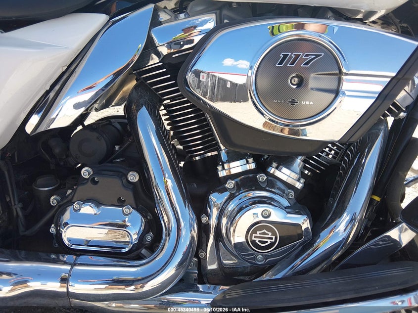 2024 Harley-davidson Road glide VIN 1HD1KH717RB655851 IAAI salvage auction — ROLLOVER, Salvage (Texas), sold $7,650 on 2026-08-18 (photo 8)