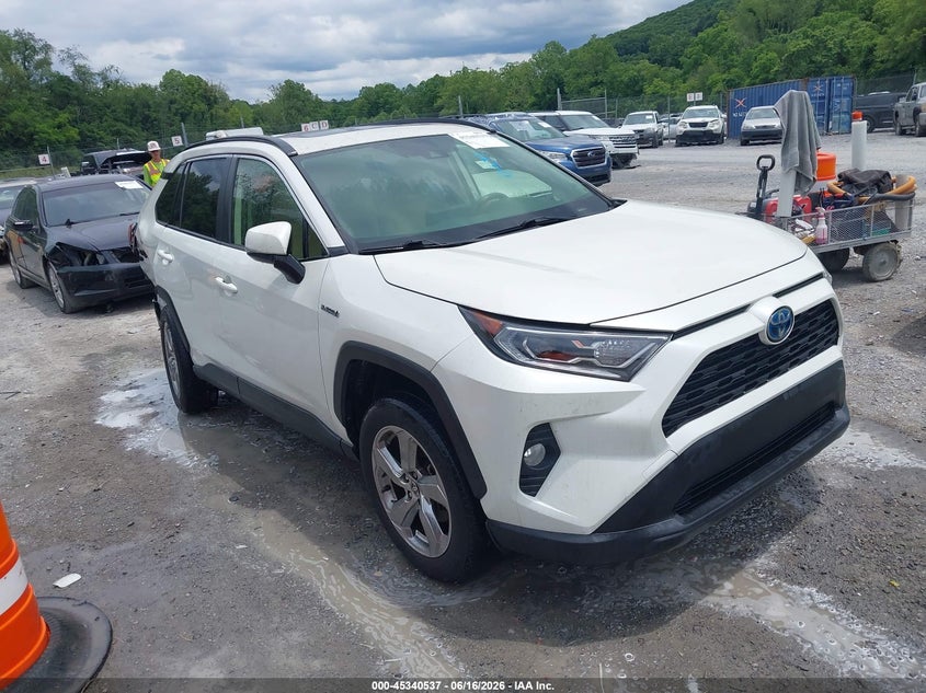 2021 Toyota Rav 4 VIN JTMB6RFV5MJ007153 IAAI salvage auction — REAR END, Salvage (North Carolina), sold $14,850 on 2026-07-07 (photo 1)