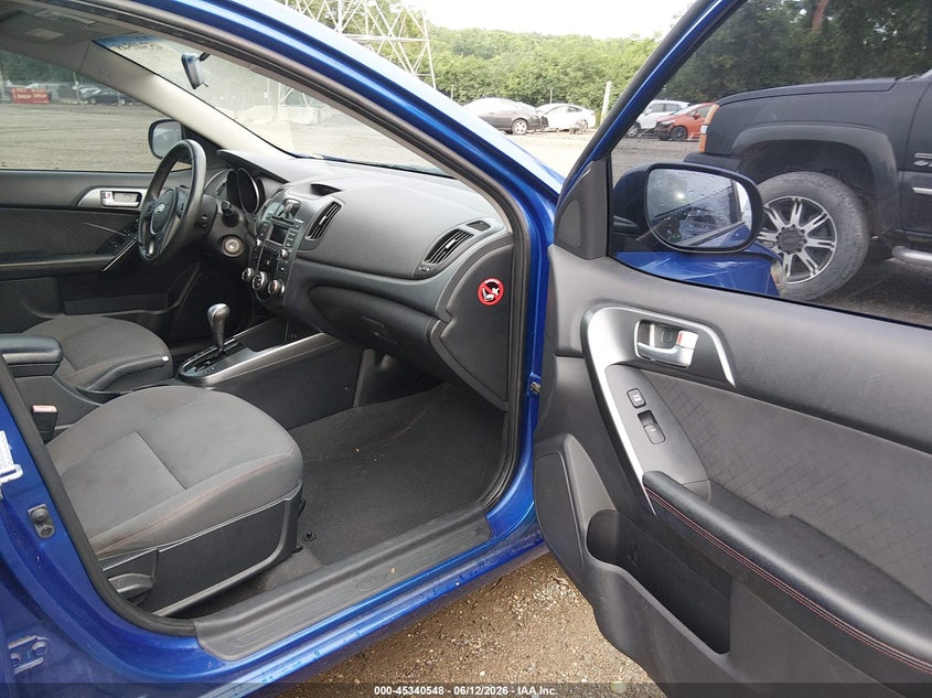 2010 Kia Forte VIN KNAFW4A34A5127070 IAAI salvage auction — LEFT SIDE, Clear (Indiana), sold $625 on 2026-07-12 (photo 5)