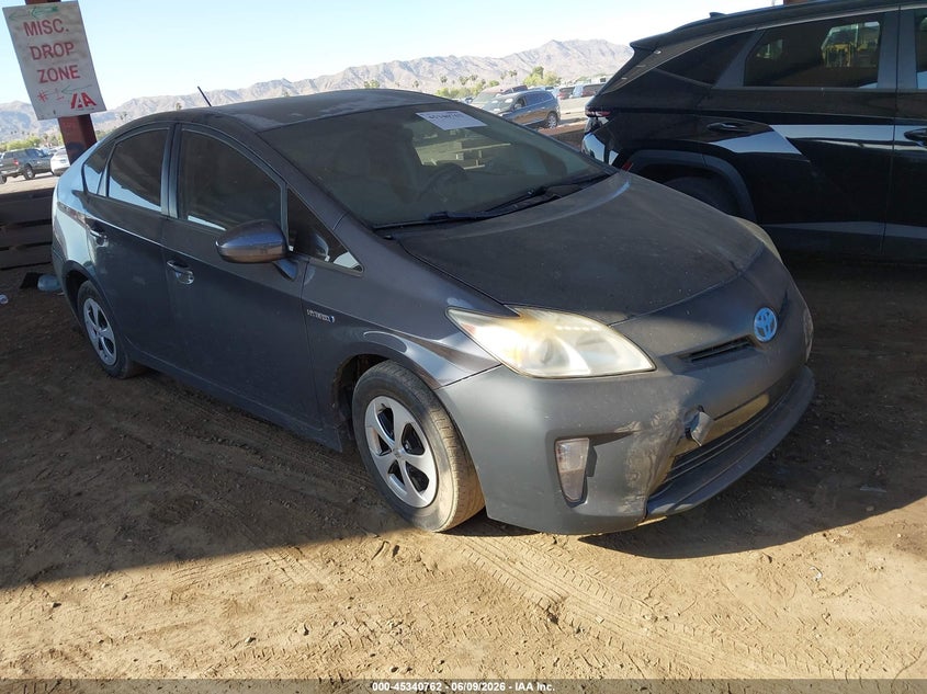 2013 Toyota Prius VIN JTDKN3DU2D1672781 IAAI salvage auction — NORMAL WEAR, Salvage Title, sold $2,400 on 2026-07-07 (photo 1)