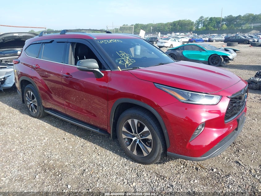 2021 Toyota Highlander VIN 5TDHZRBH7MS078245 IAAI salvage auction — REAR END, Mv-907A (New York), sold $15,650 on 2026-07-07 (photo 1)