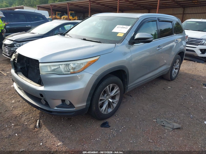 2015 Toyota Highlander VIN 5TDKKRFH5FS106163 IAAI salvage auction — FRONT END, Salvage (Alabama), sold $7,175 on 2026-07-08 (photo 2)